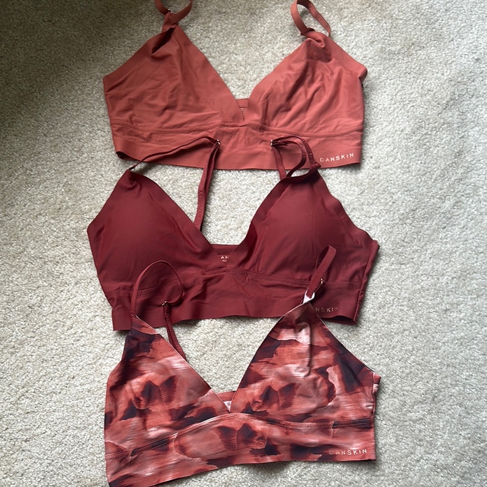 Danskin Rust bralettes M